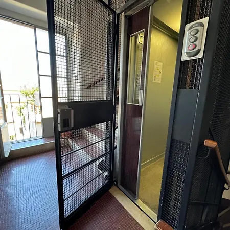 Bed & Breakfast Nicholas Center- 4*