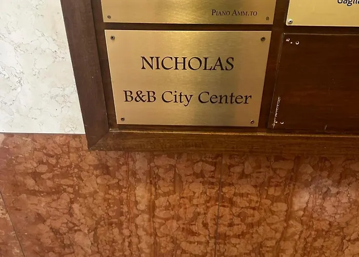 Nicholas Center- فندق مبيت وإفطار 4*