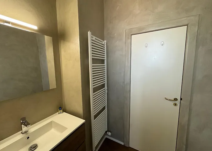 Nicholas Center- 4*