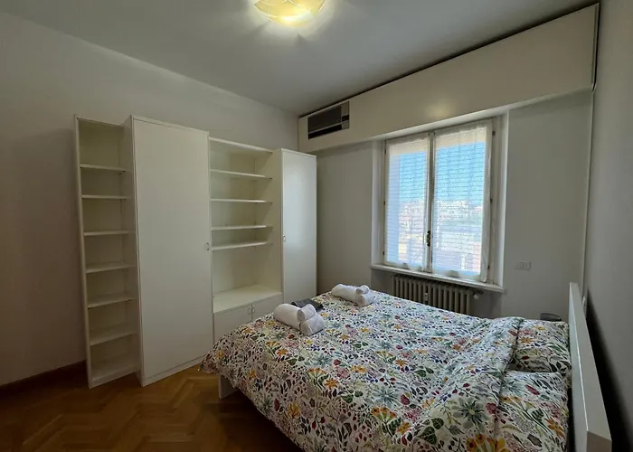 Nicholas Center- فندق مبيت وإفطار بولونيا