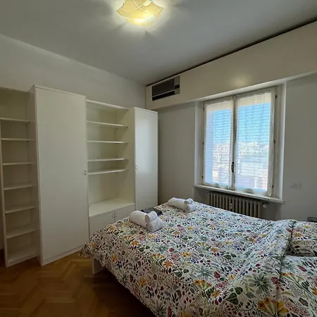 Nicholas Center- Bed and breakfast Bolonia