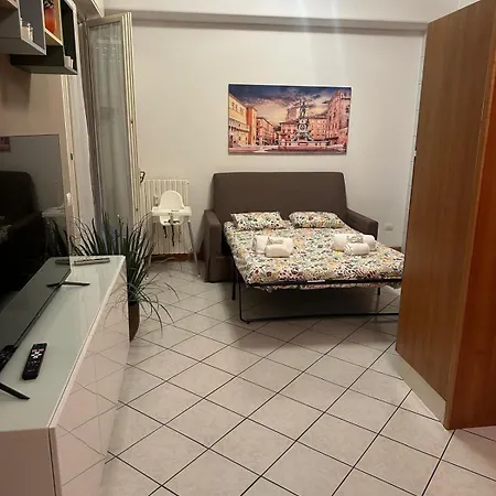 Nicholas Center- Отель типа 